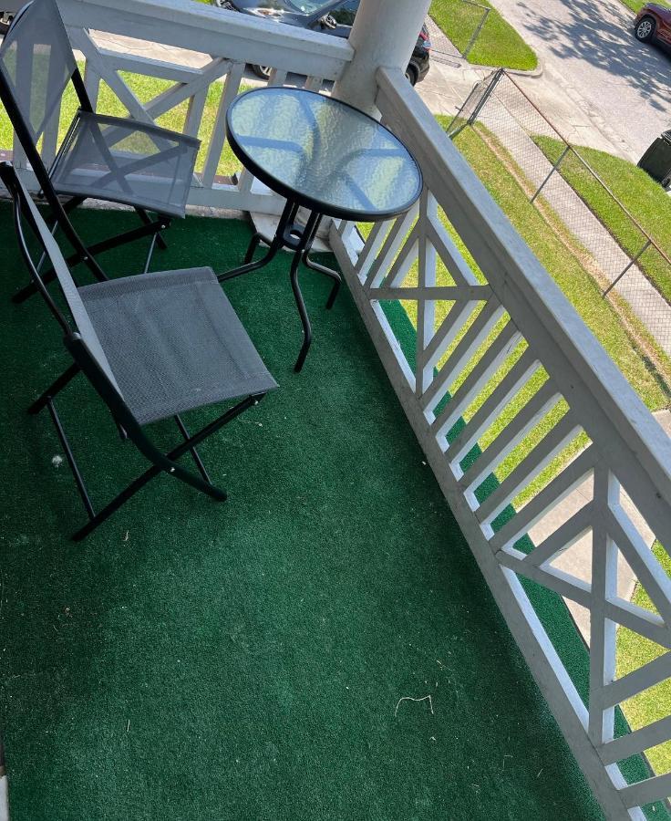 2Nd Level Duplex, Downtown Houston Near Toyota Center, Smoking Allowed On Balcony! Apartment ภายนอก รูปภาพ